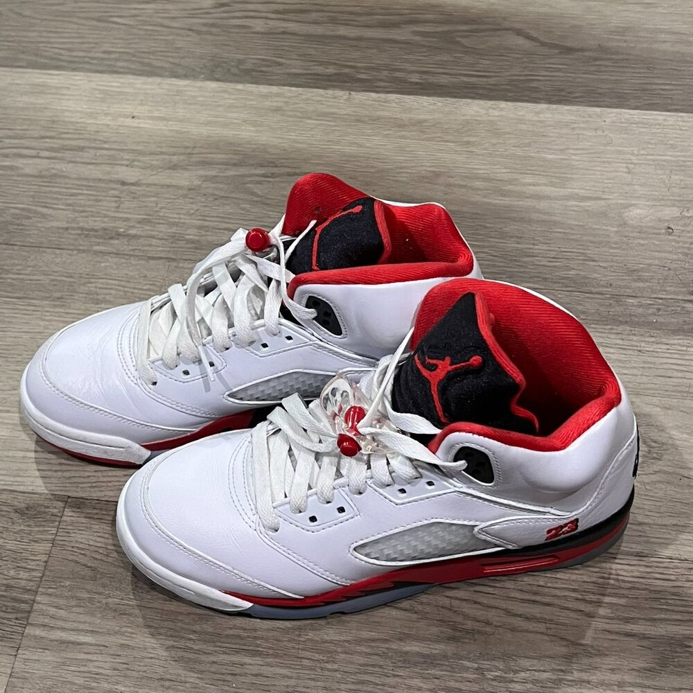 Air Jordan 5 Retro Fire Red 'Black Tongue' AJ5 HQ7980-101 2025 GS SIZE 6.5Y